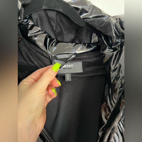DKNY Gloss Black Puffer Jacket - Picture 10 of 13